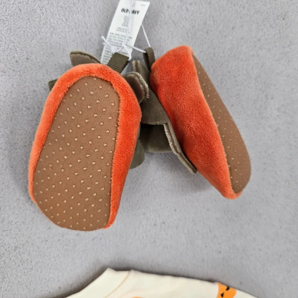 Old Navy Baby NWT 0-3M Pumpkin Sweatshirt Terry Cloth Joggers‎ & Booties Set